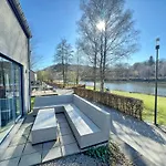 Lakeview 펜션 비엘살름